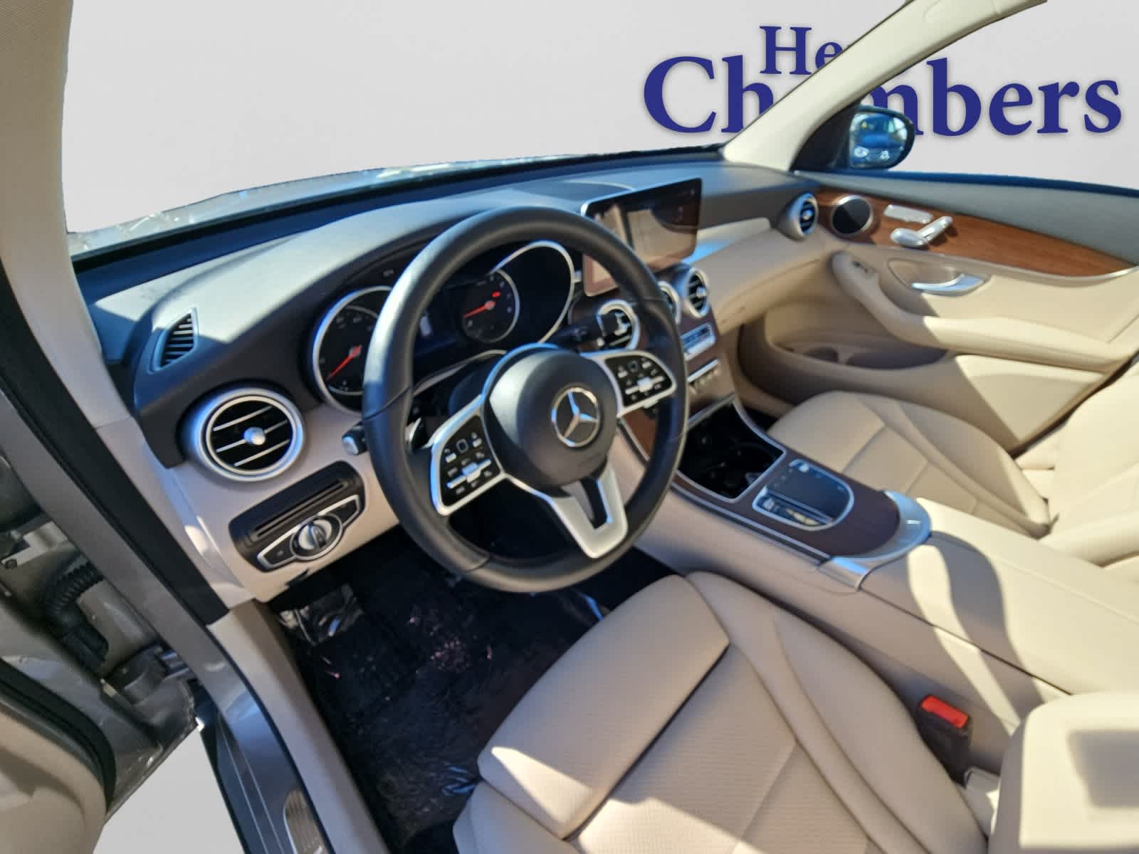 used 2020 Mercedes-Benz GLC 300 car, priced at $27,798