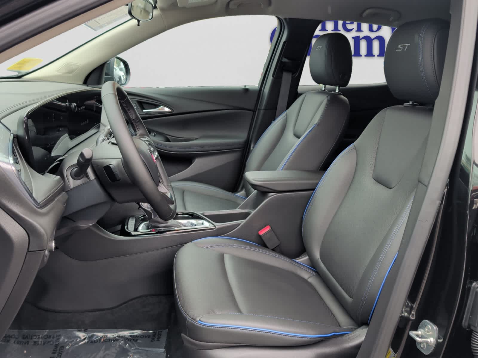 used 2025 Buick Encore GX car, priced at $24,998