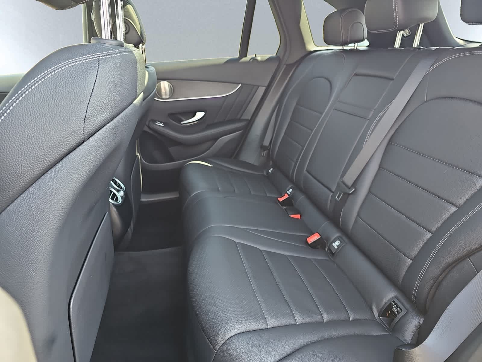 used 2021 Mercedes-Benz GLC 300 car, priced at $26,398