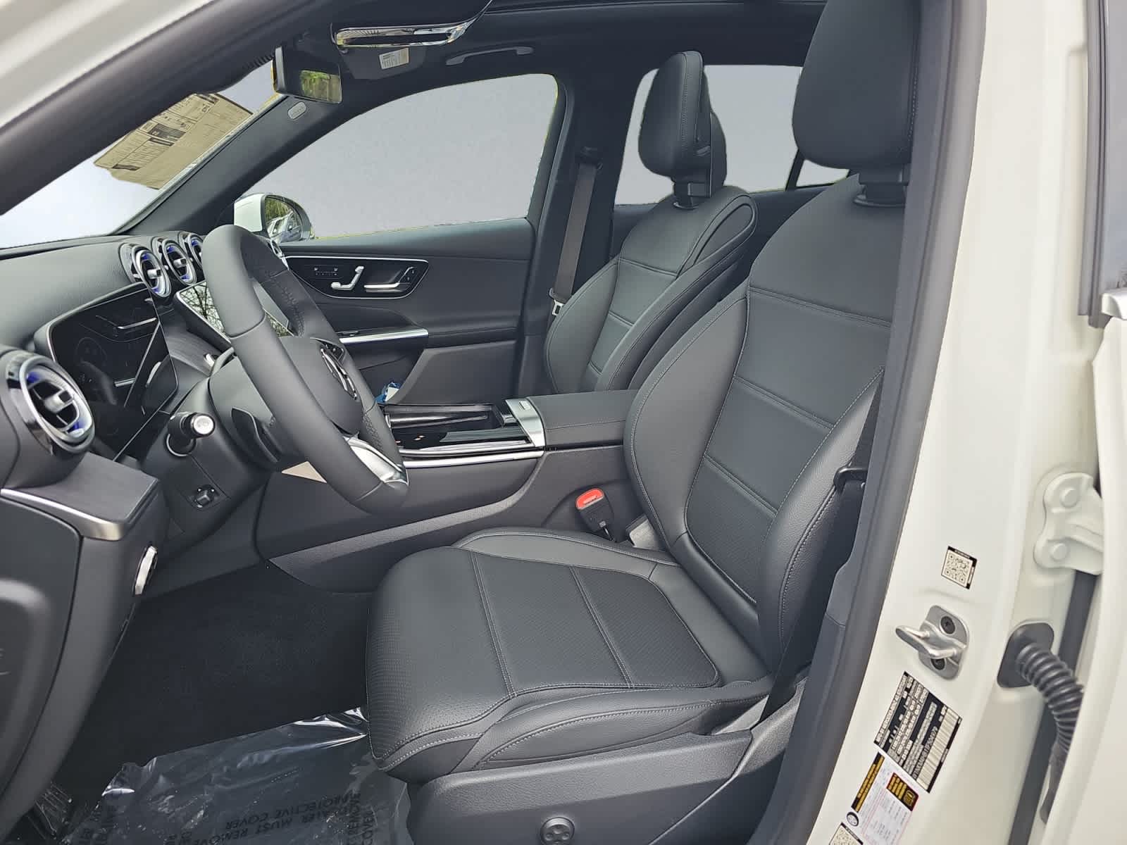 new 2026 Mercedes-Benz GLC 300 car