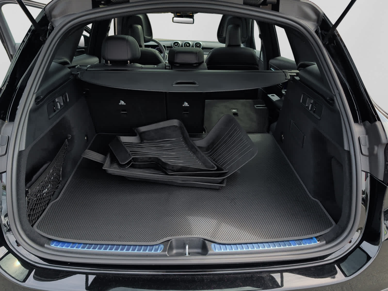used 2026 Mercedes-Benz GLC 300 car, priced at $49,998
