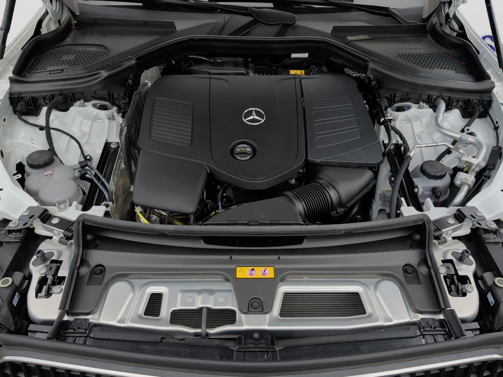 new 2026 Mercedes-Benz GLC 300 car