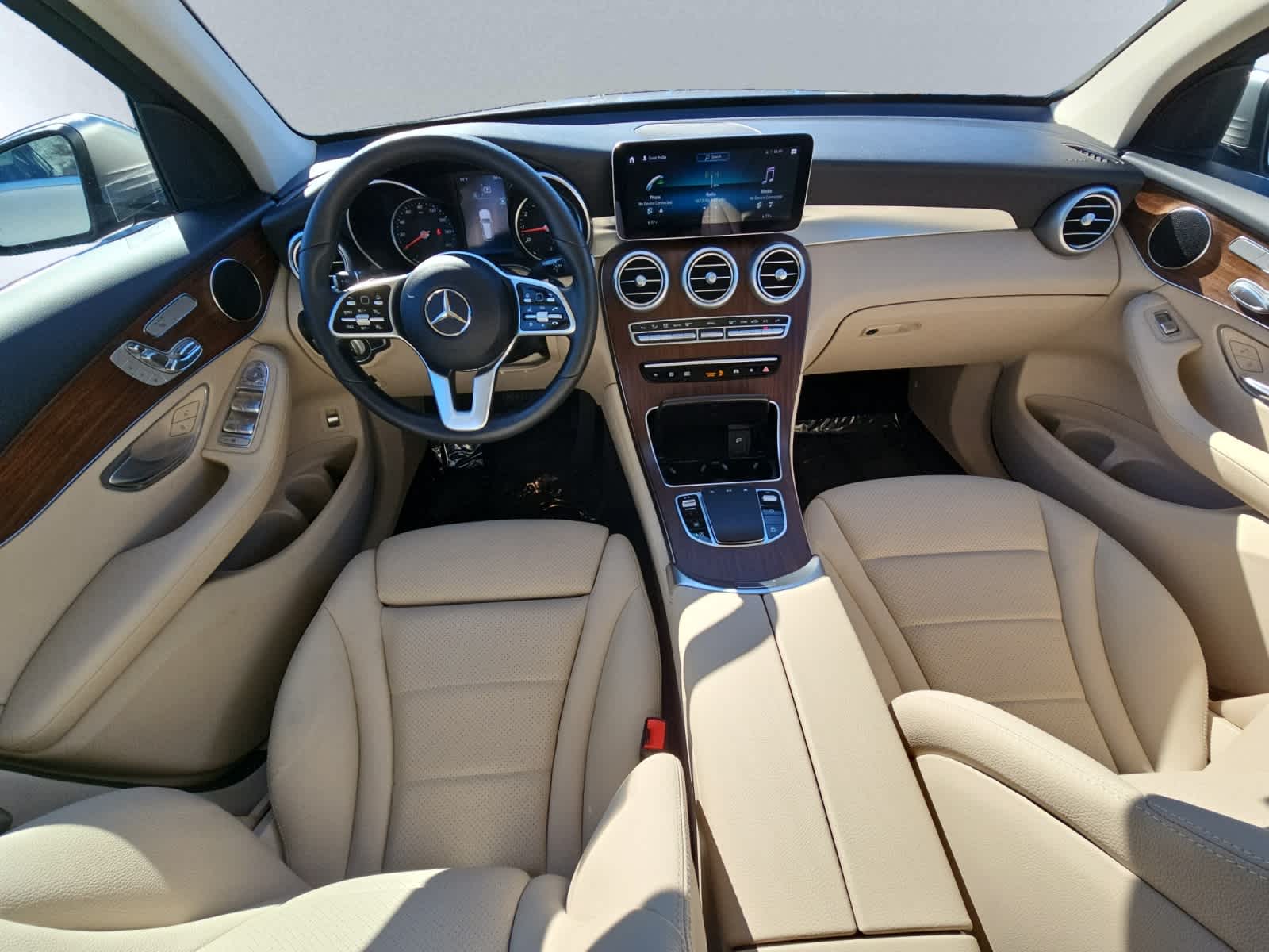 used 2020 Mercedes-Benz GLC 300 car, priced at $27,798