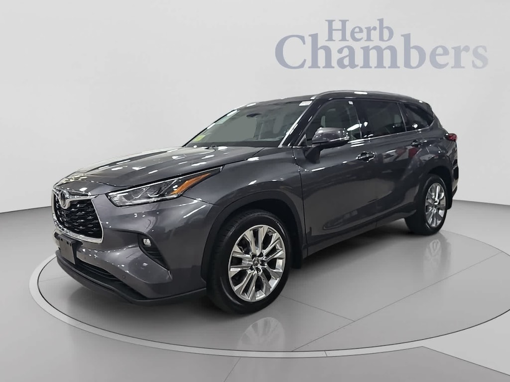 Used 2022 Toyota Highlander Limited SUV