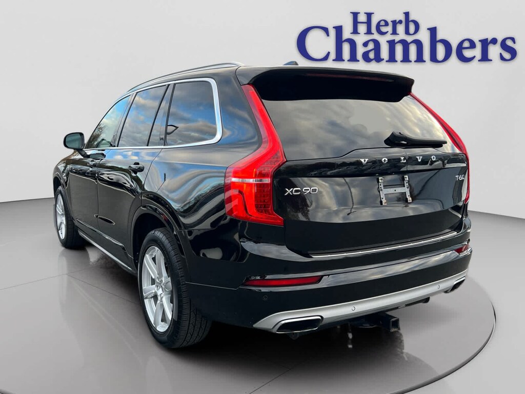 Used 2020 Volvo XC90 T6 Momentum 7 Passenger SUV