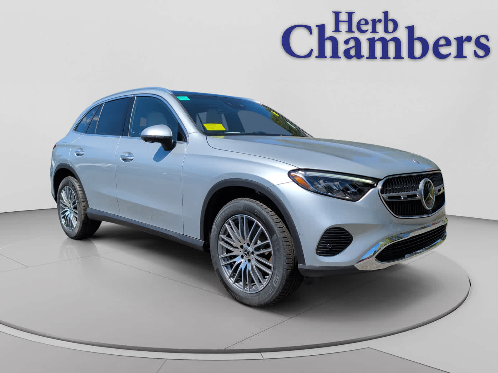 new 2026 Mercedes-Benz GLC 300 car
