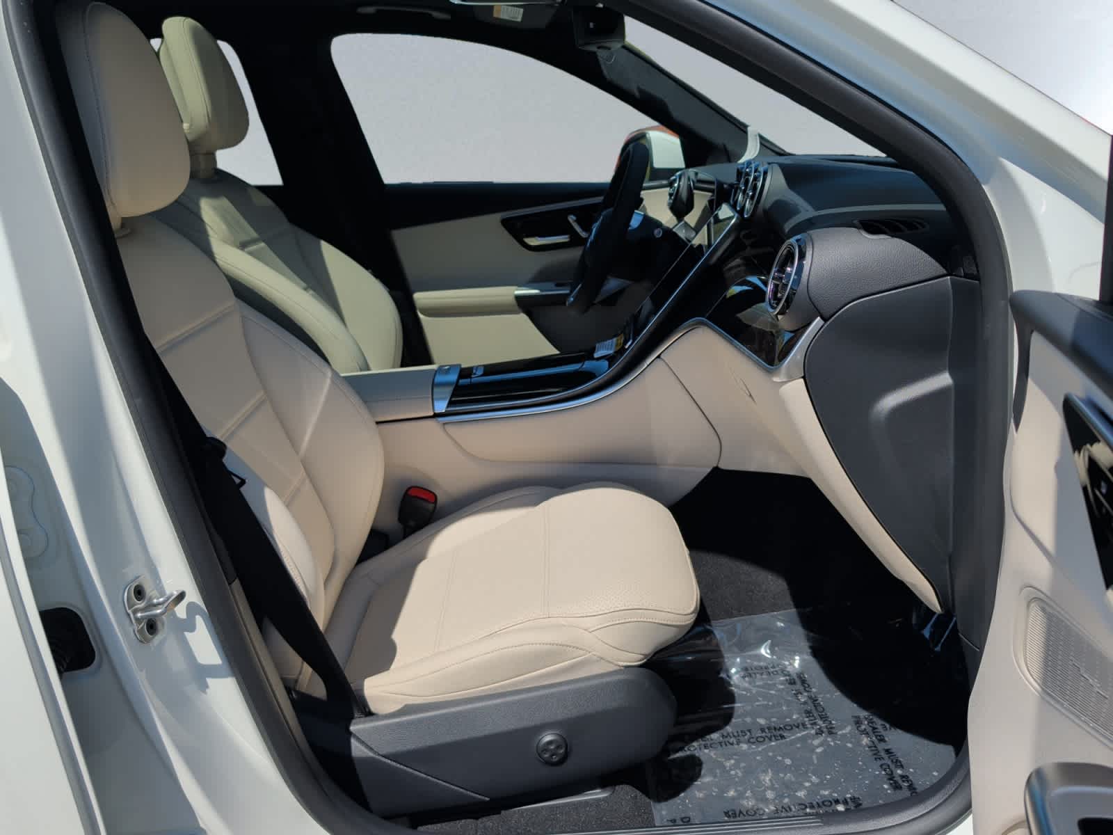 new 2026 Mercedes-Benz GLC 300 car