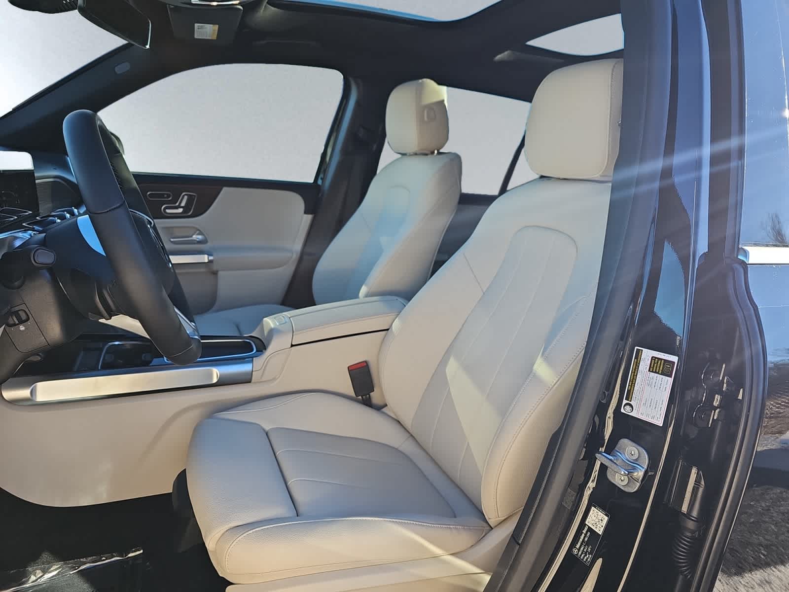 used 2026 Mercedes-Benz GLB 250 car, priced at $44,488