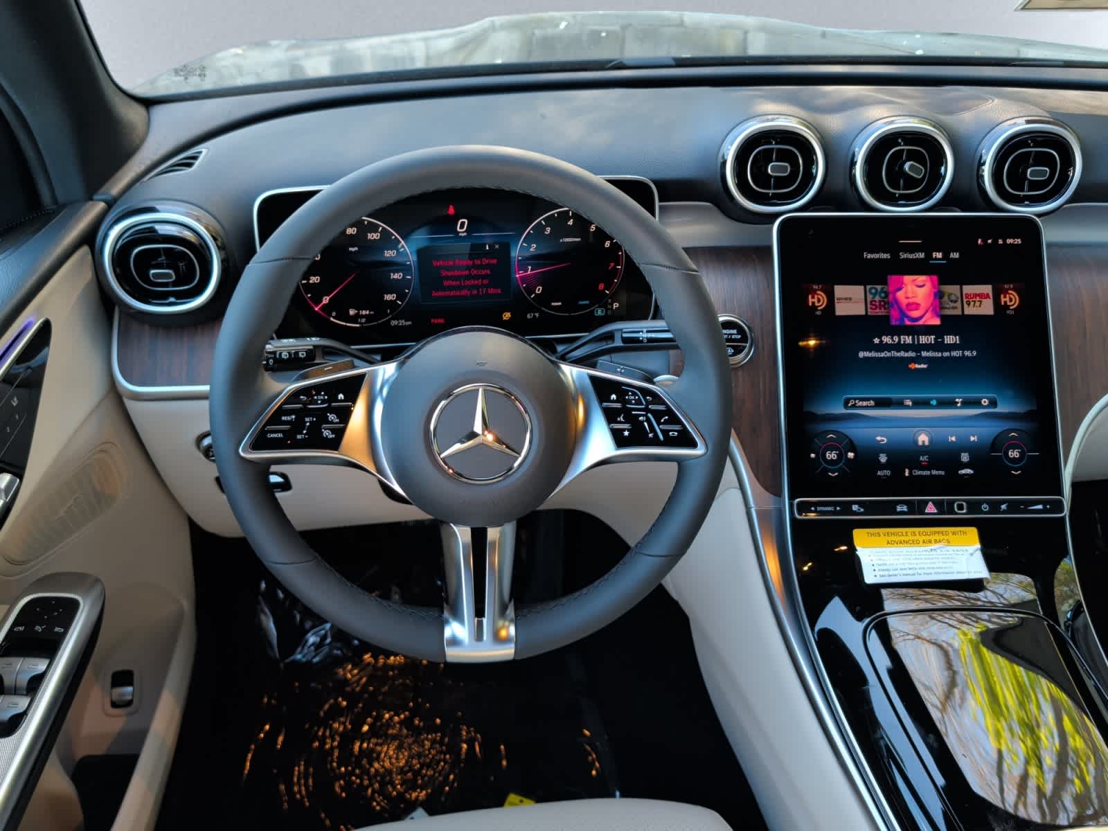 new 2026 Mercedes-Benz GLC 300 car