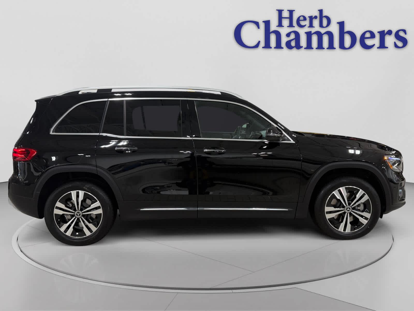 used 2025 Mercedes-Benz GLB 250 car, priced at $42,788