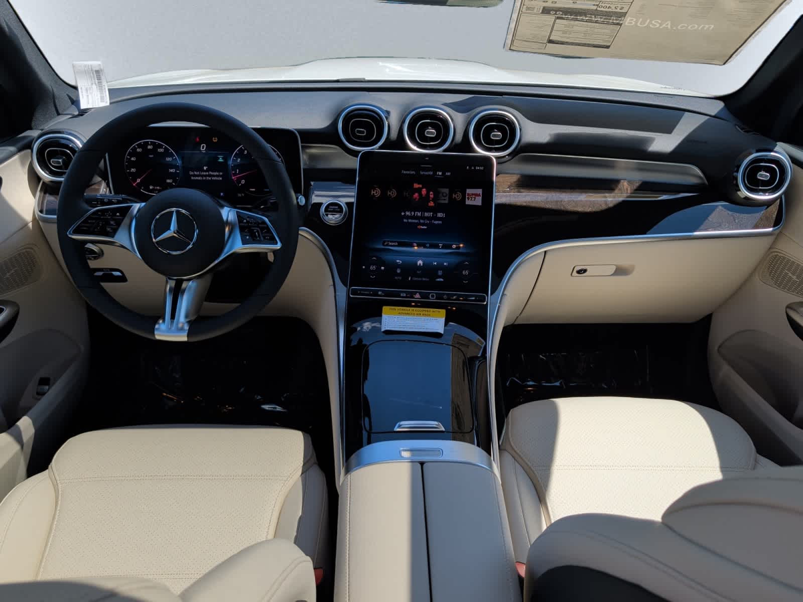 new 2026 Mercedes-Benz GLC 300 car