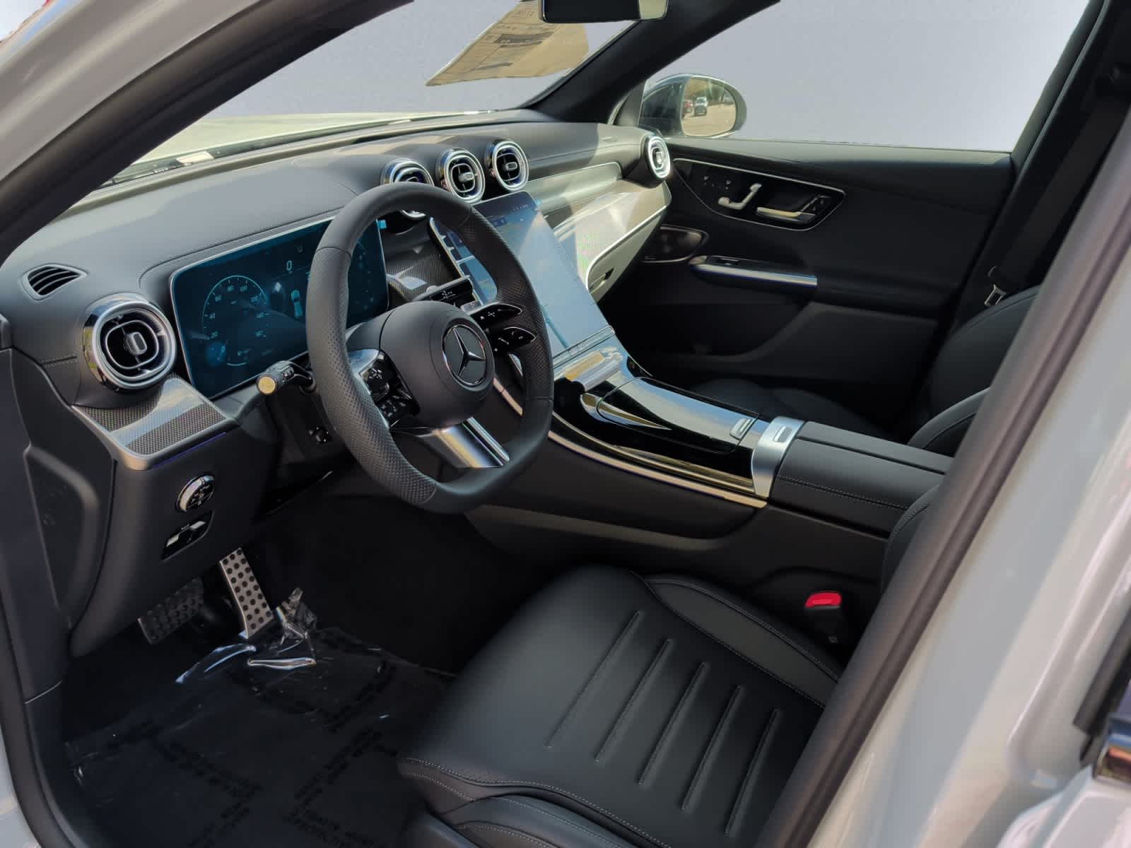 new 2026 Mercedes-Benz GLC 300 car