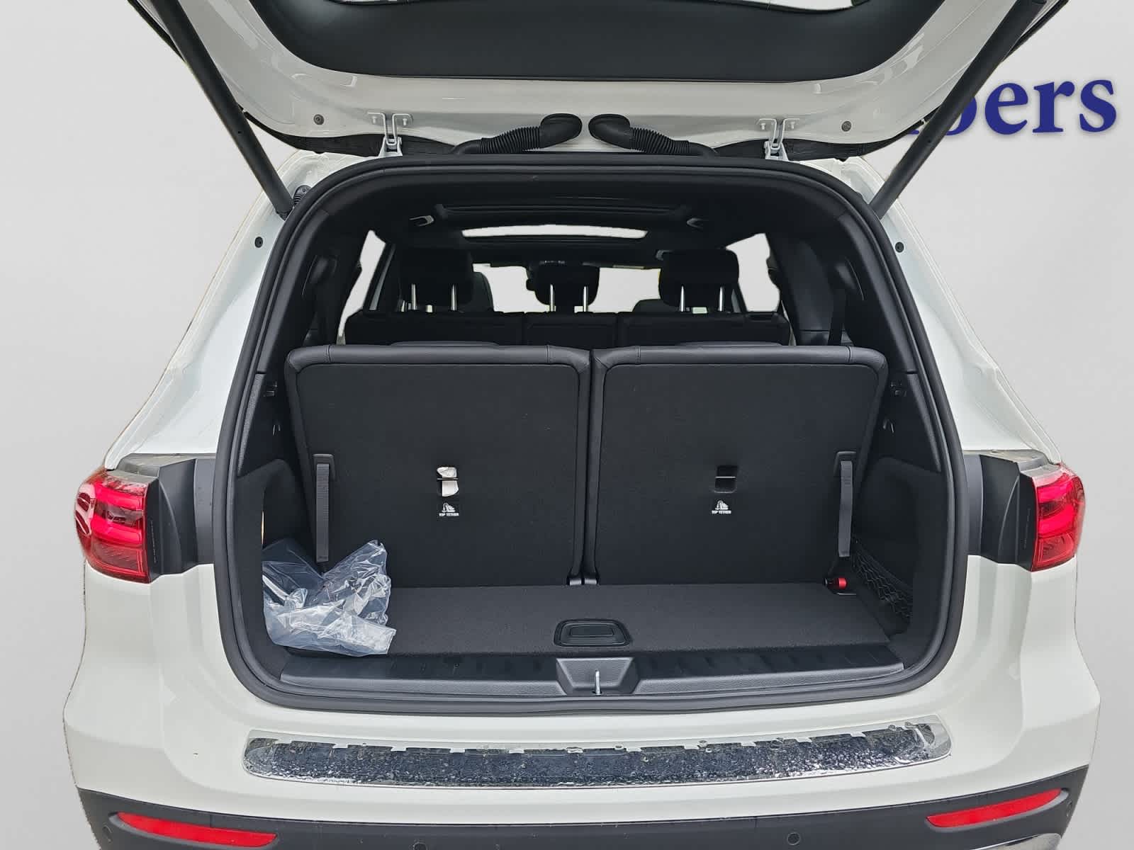 new 2026 Mercedes-Benz GLB 250 car