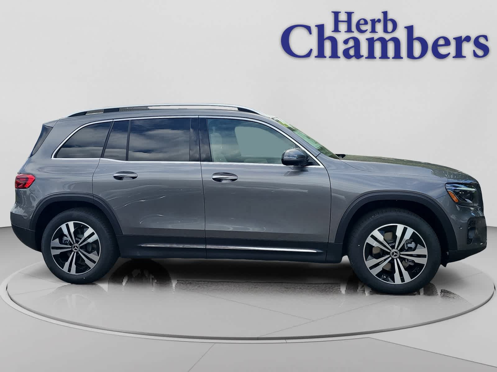 new 2026 Mercedes-Benz GLB 250 car