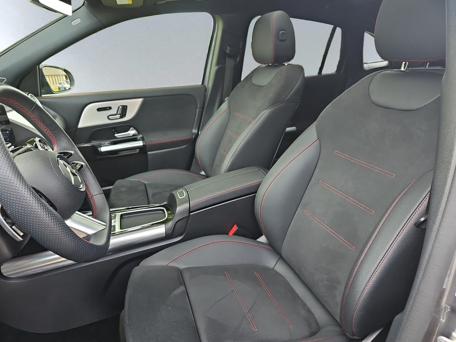 used 2026 Mercedes-Benz GLA 250 car, priced at $43,298