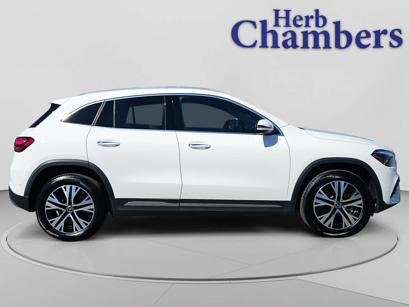 used 2025 Mercedes-Benz GLA 250 car, priced at $37,498
