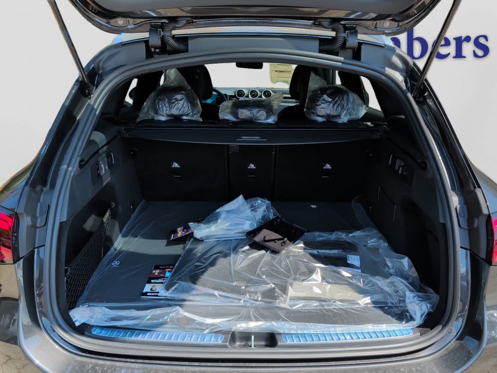 new 2026 Mercedes-Benz GLC 300 car