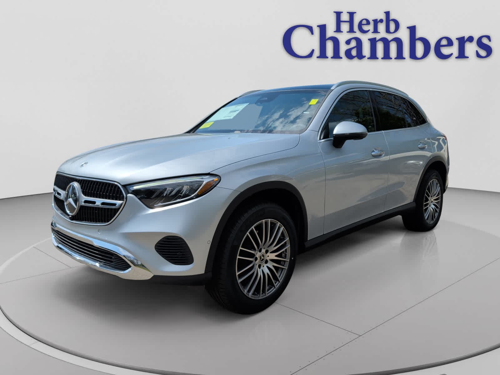 new 2026 Mercedes-Benz GLC 300 car