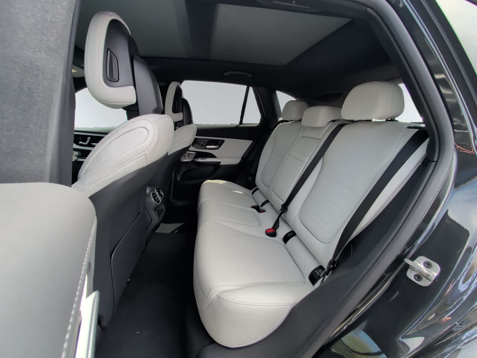 new 2026 Mercedes-Benz GLC 300 car