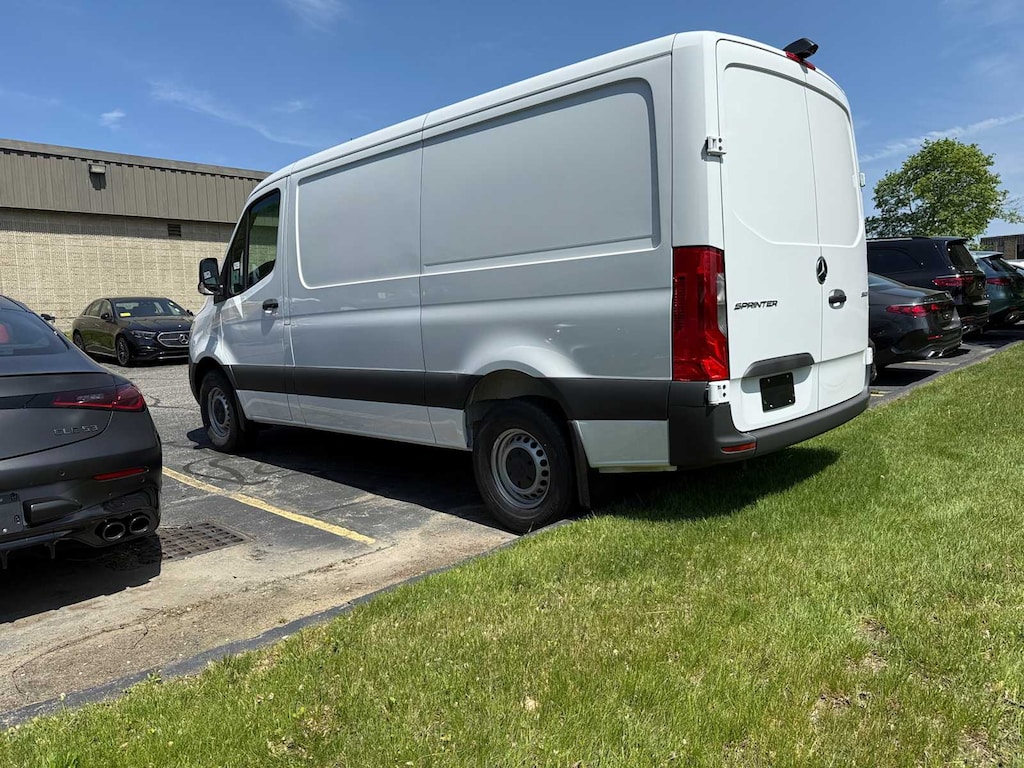 New 2025 Mercedes-Benz Sprinter 2500 Standard Roof 4-Cyl Diesel Van Cargo Van