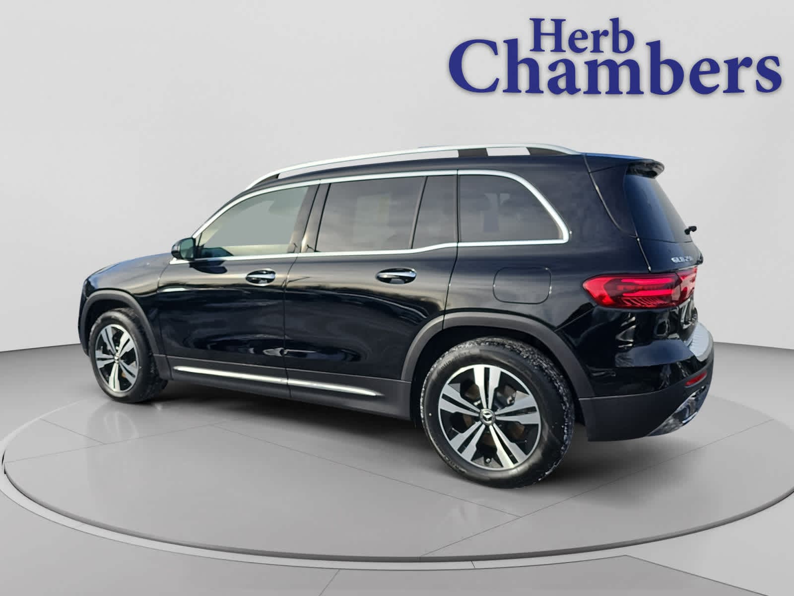 used 2025 Mercedes-Benz GLB 250 car, priced at $42,488