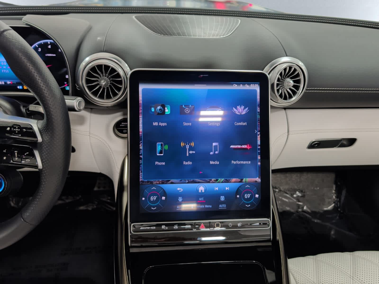 used 2025 Mercedes-Benz AMG SL 55 car, priced at $127,998