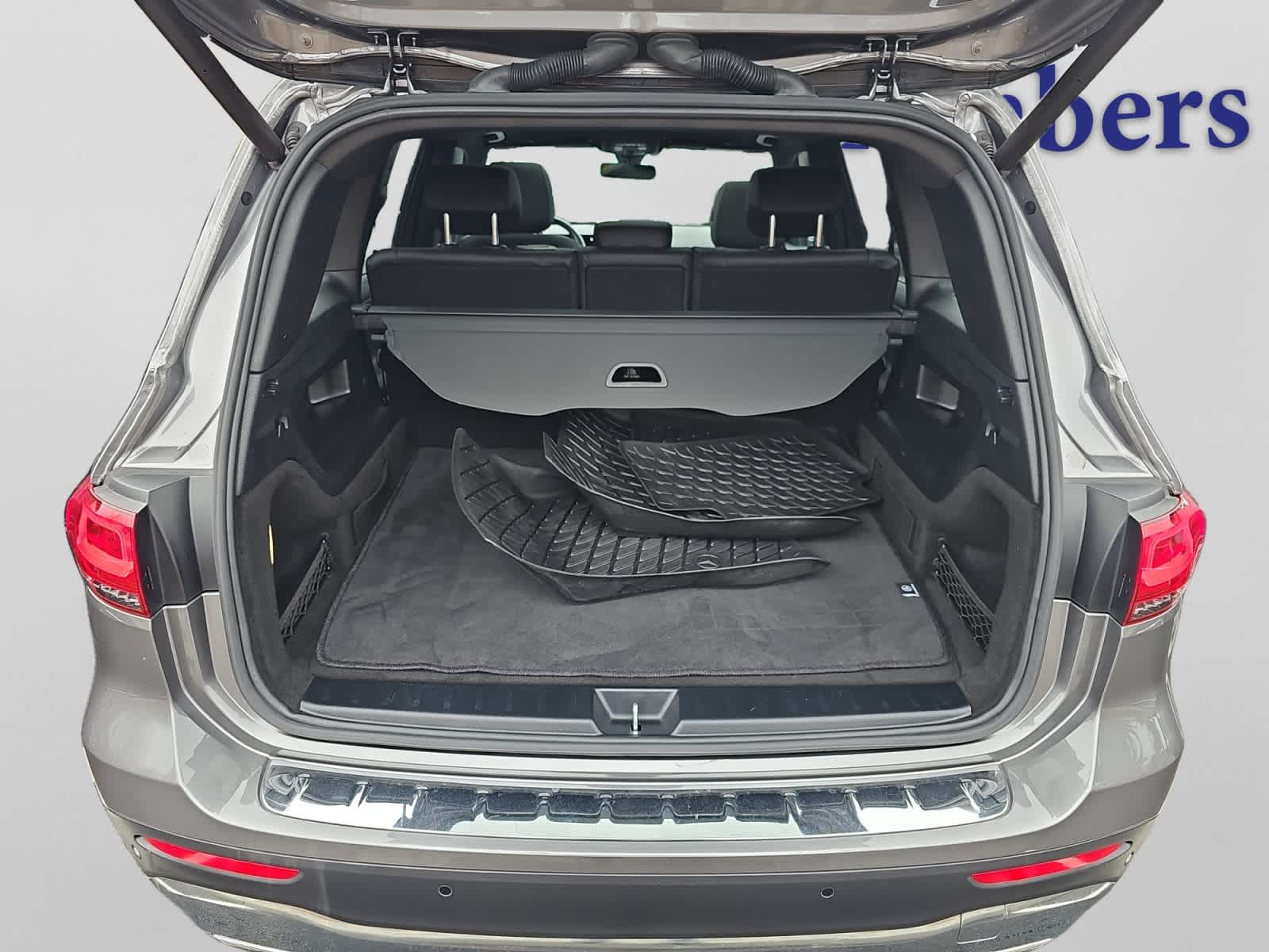 used 2022 Mercedes-Benz GLB 250 car, priced at $28,998