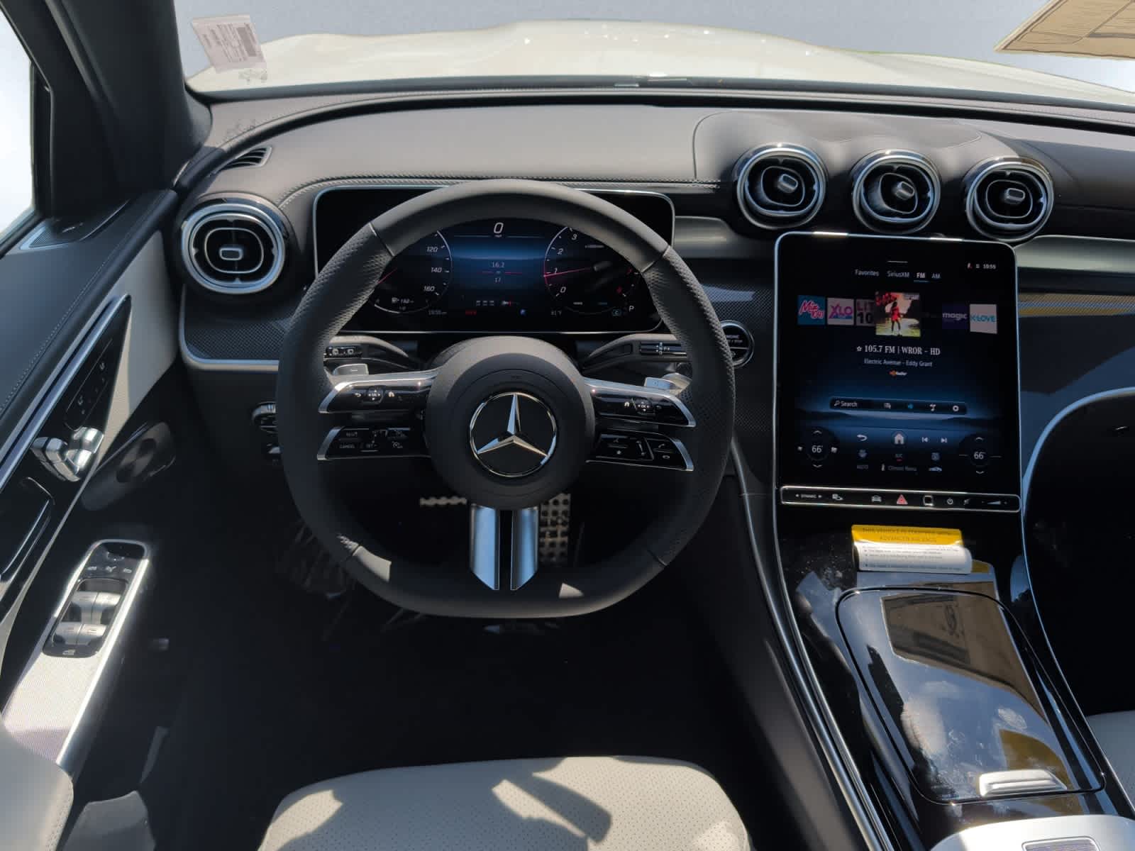 new 2026 Mercedes-Benz GLC 300 car