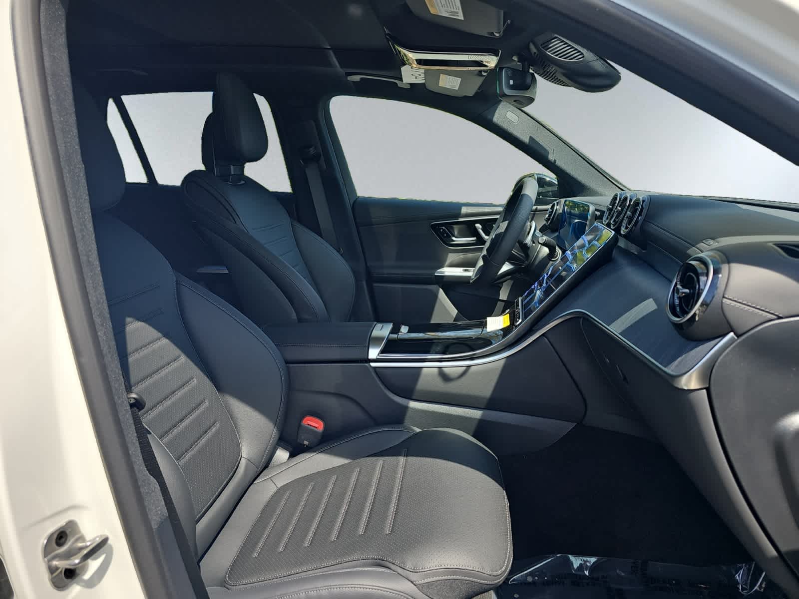 new 2026 Mercedes-Benz GLC 300 car