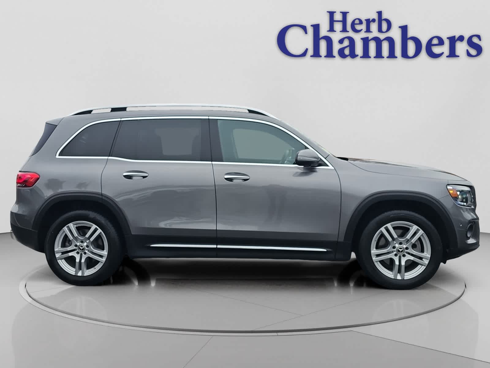 used 2022 Mercedes-Benz GLB 250 car, priced at $28,998