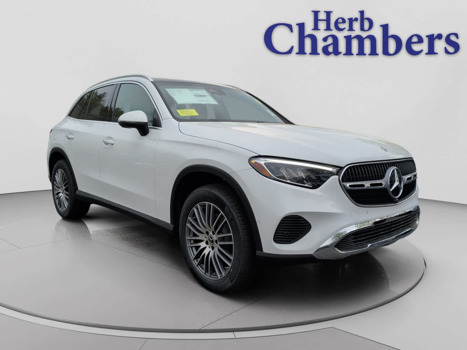 new 2026 Mercedes-Benz GLC 300 car