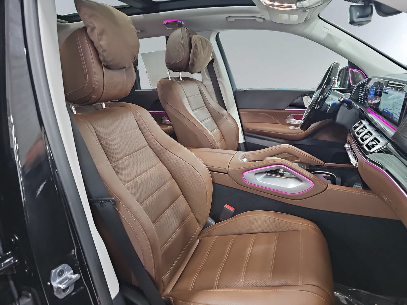 used 2025 Mercedes-Benz GLS 450 car, priced at $88,998