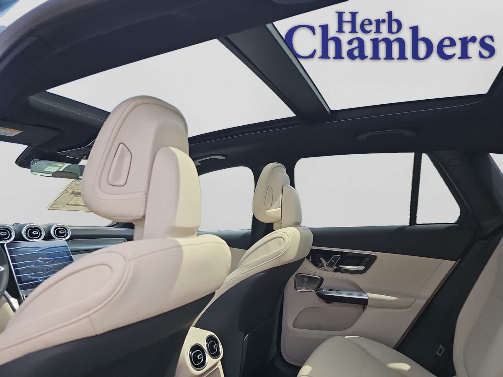 new 2026 Mercedes-Benz GLC 300 car