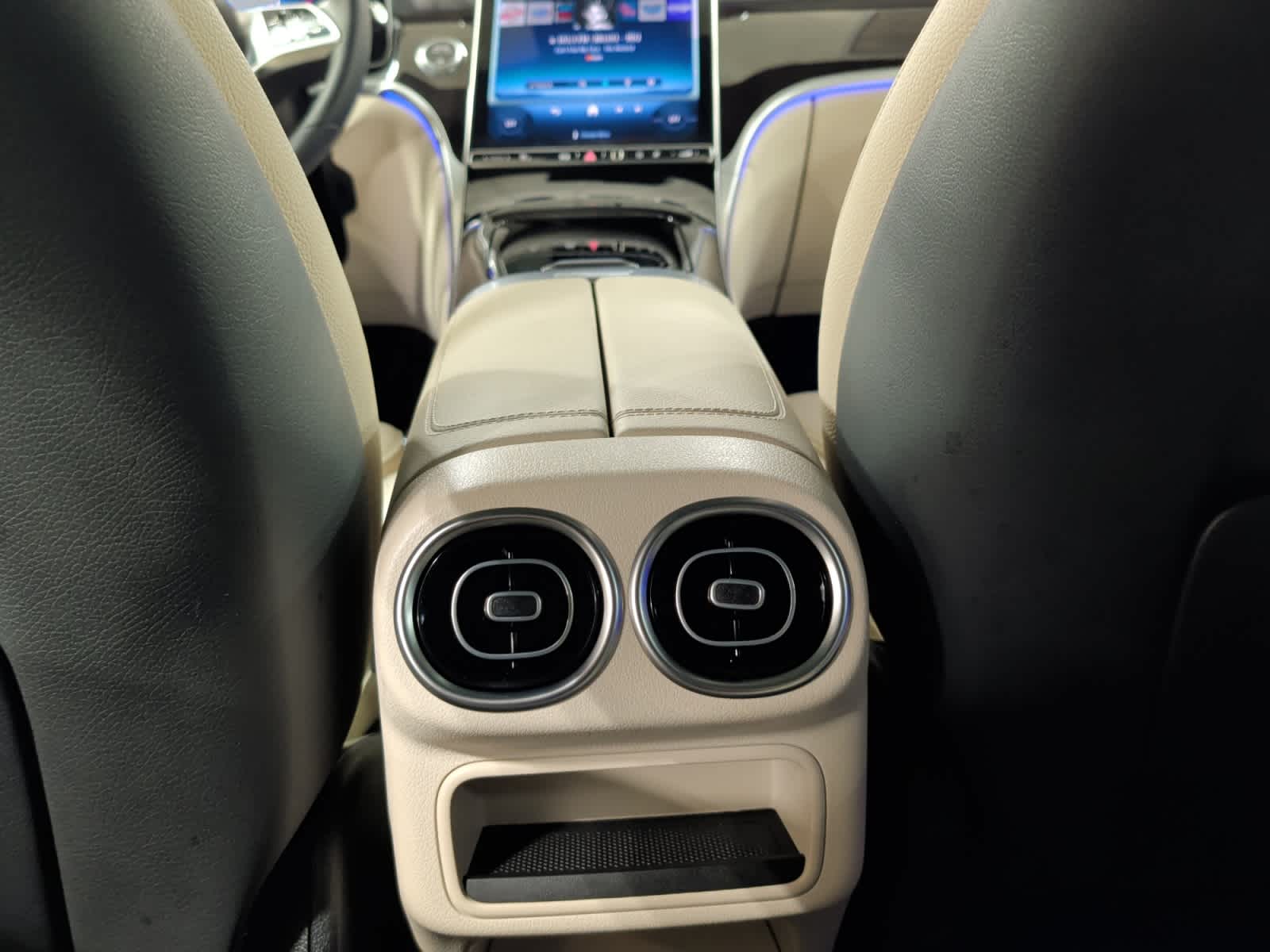 used 2025 Mercedes-Benz GLC 300 car, priced at $47,998