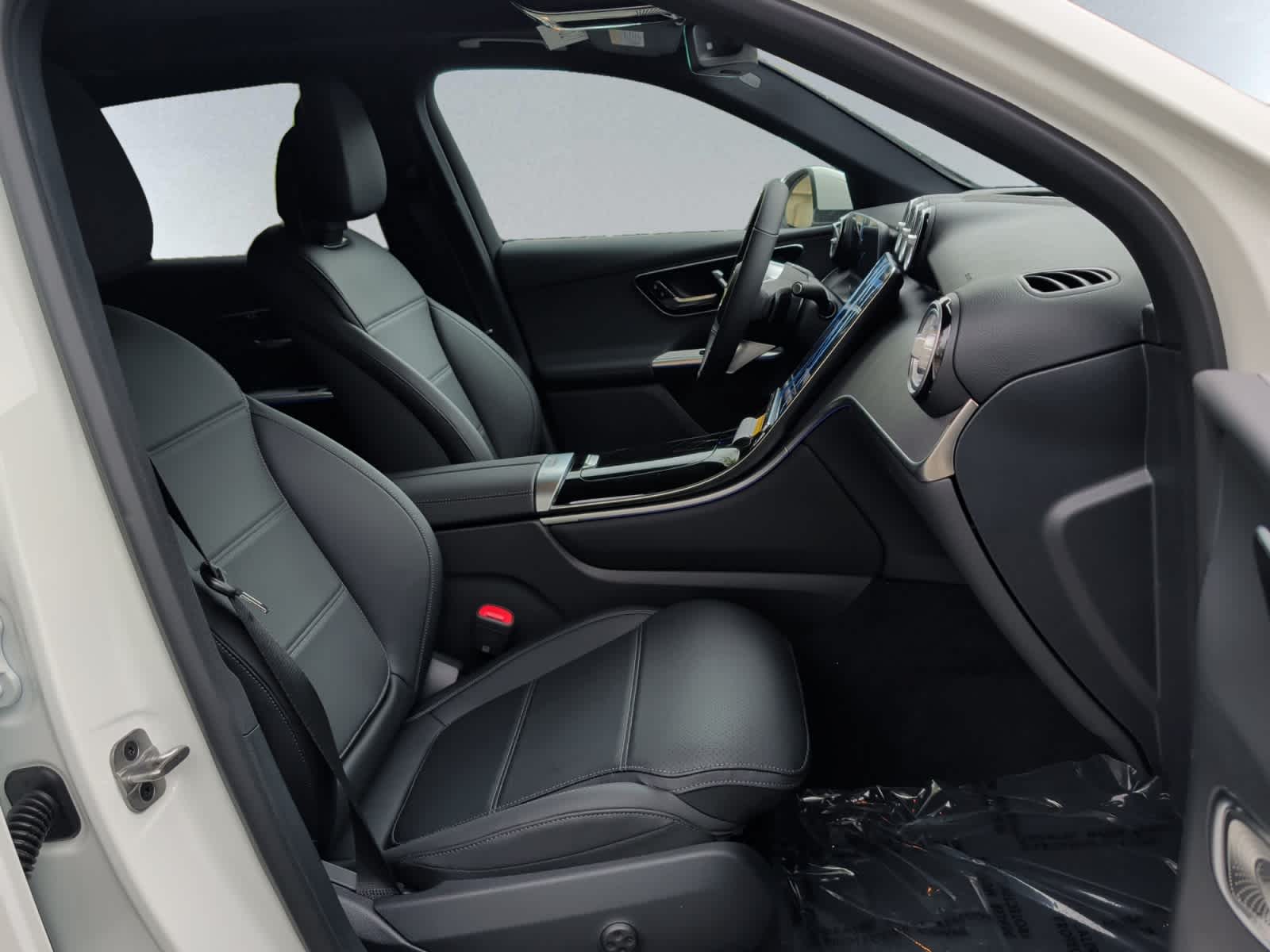 new 2026 Mercedes-Benz GLC 300 car