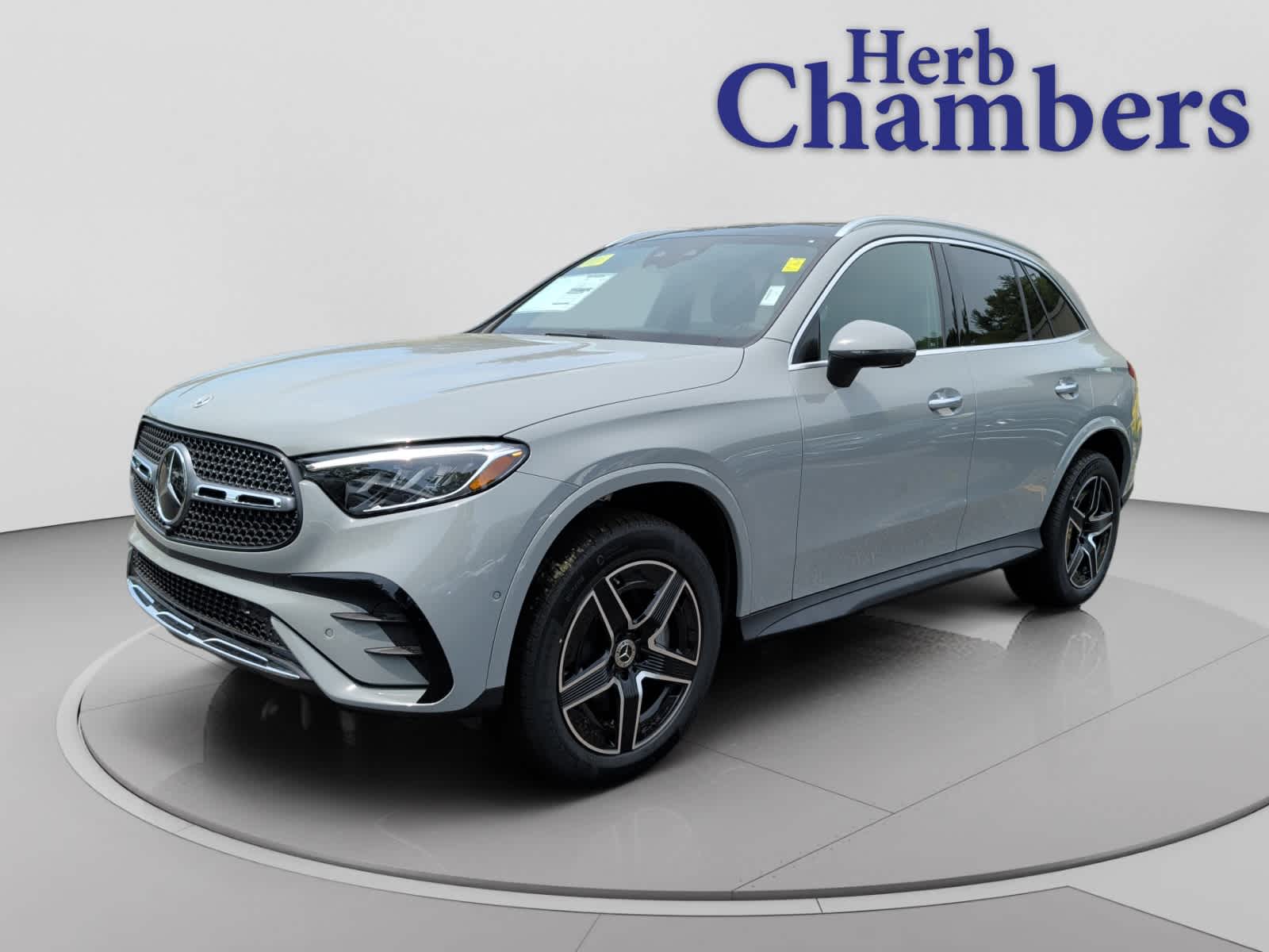 new 2026 Mercedes-Benz GLC 300 car