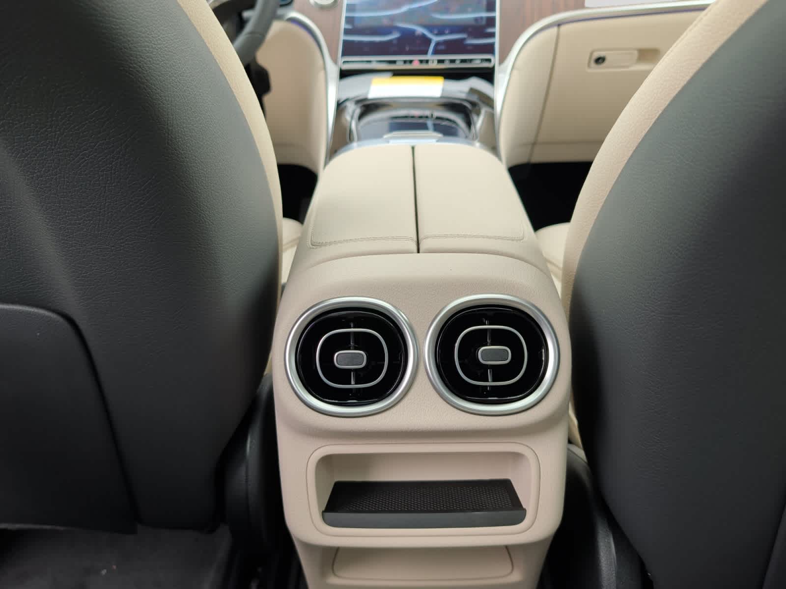 new 2026 Mercedes-Benz GLC 300 car