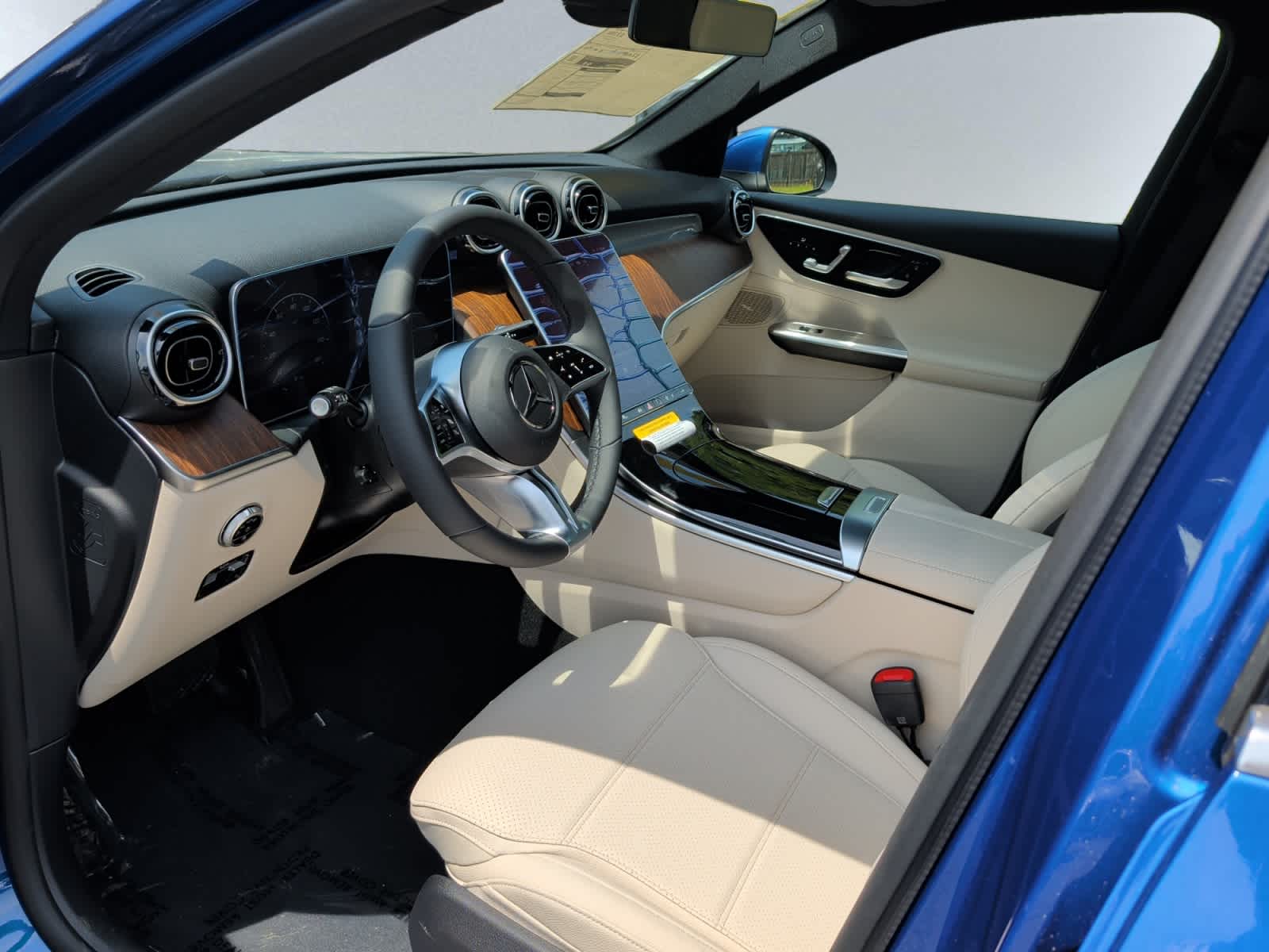 new 2026 Mercedes-Benz GLC 300 car