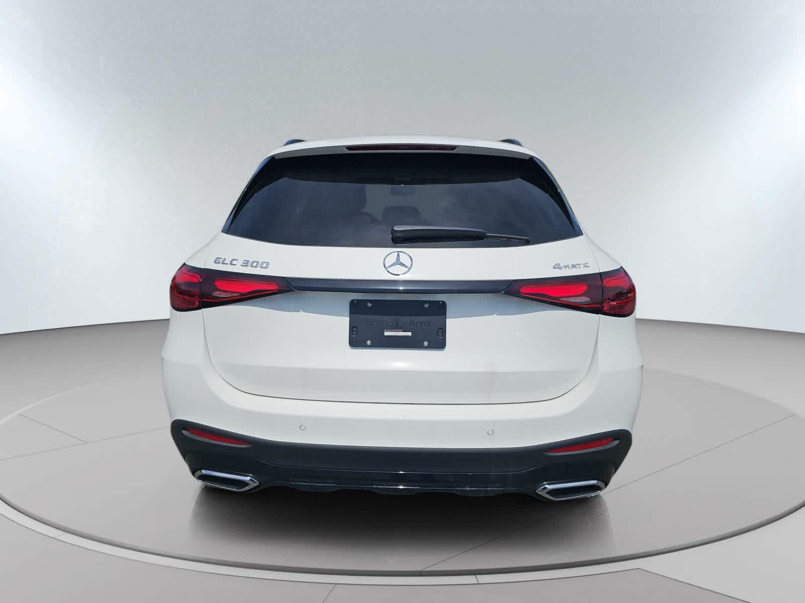 new 2026 Mercedes-Benz GLC 300 car