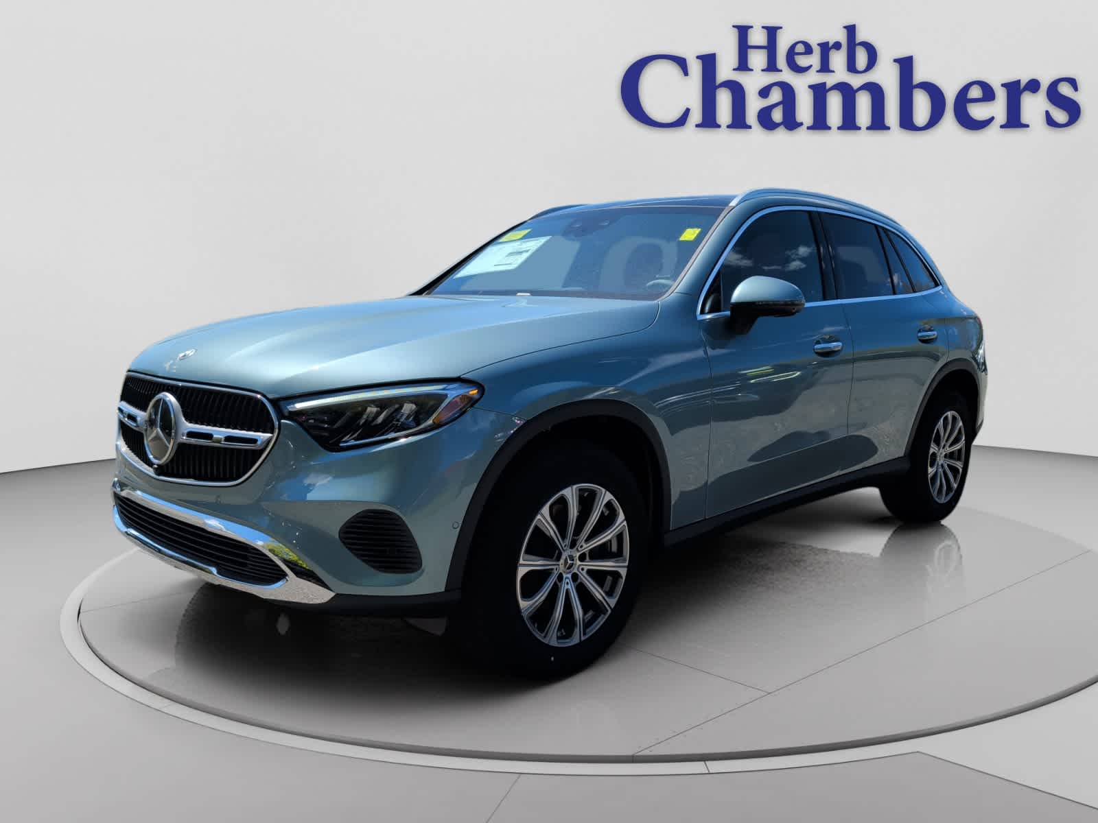 new 2026 Mercedes-Benz GLC 300 car