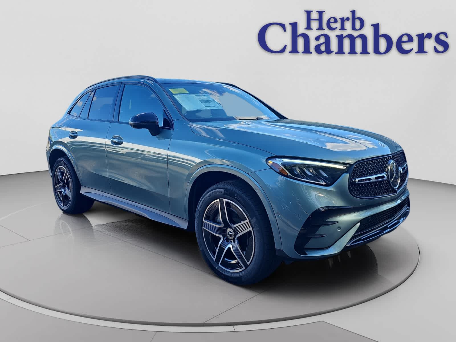 new 2026 Mercedes-Benz GLC 300 car