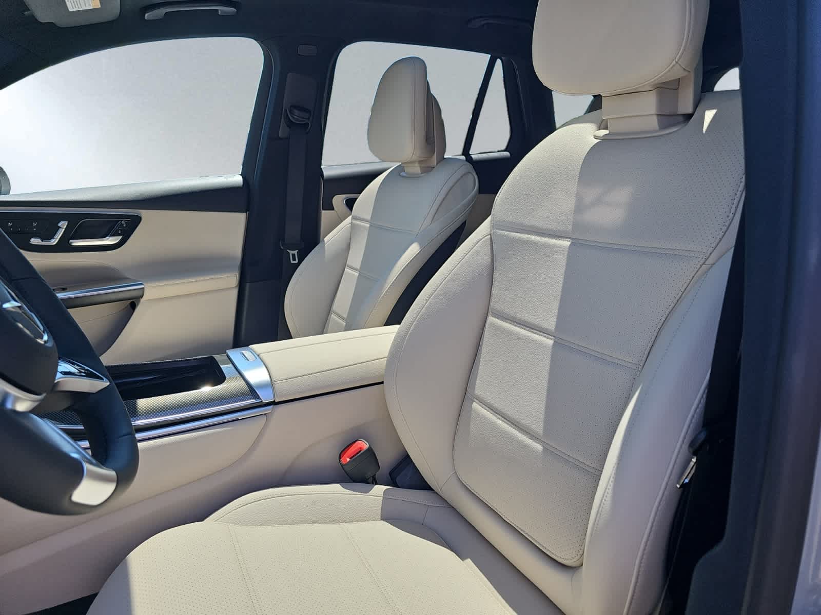 new 2026 Mercedes-Benz GLC 300 car