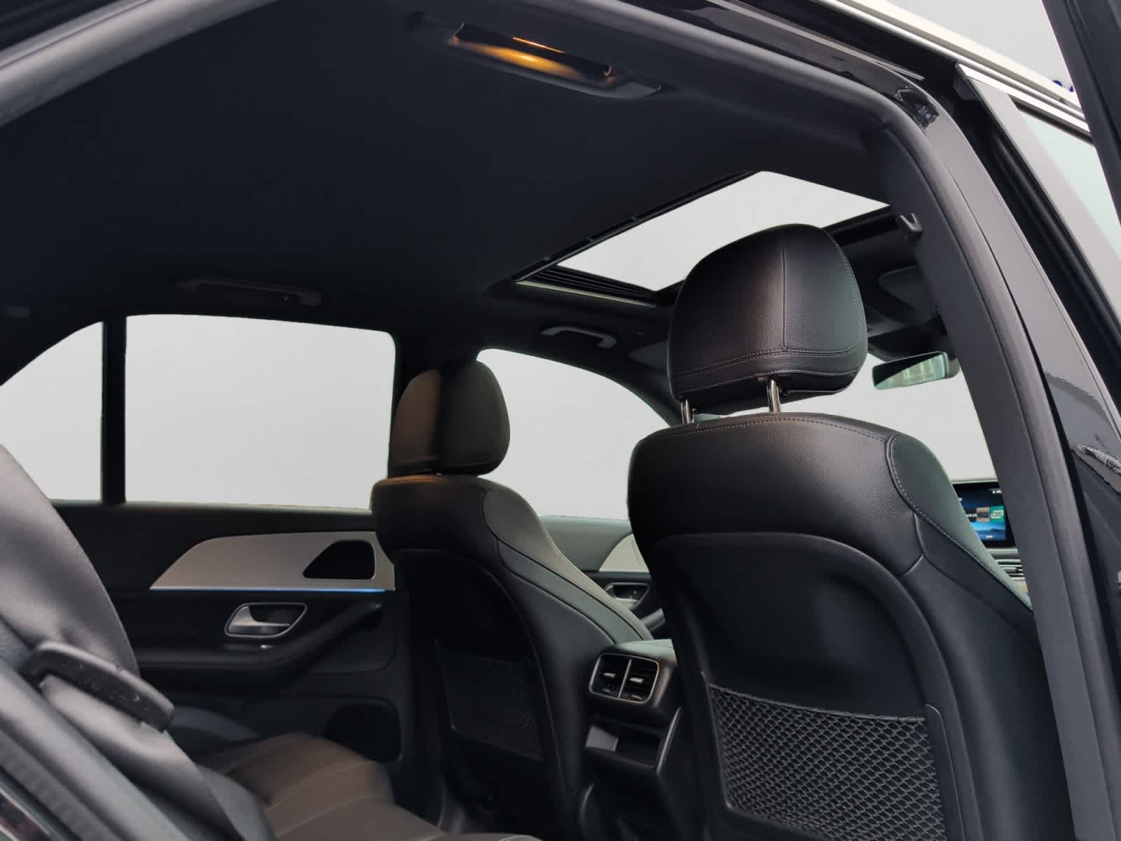 used 2024 Mercedes-Benz GLE 350 car, priced at $44,998