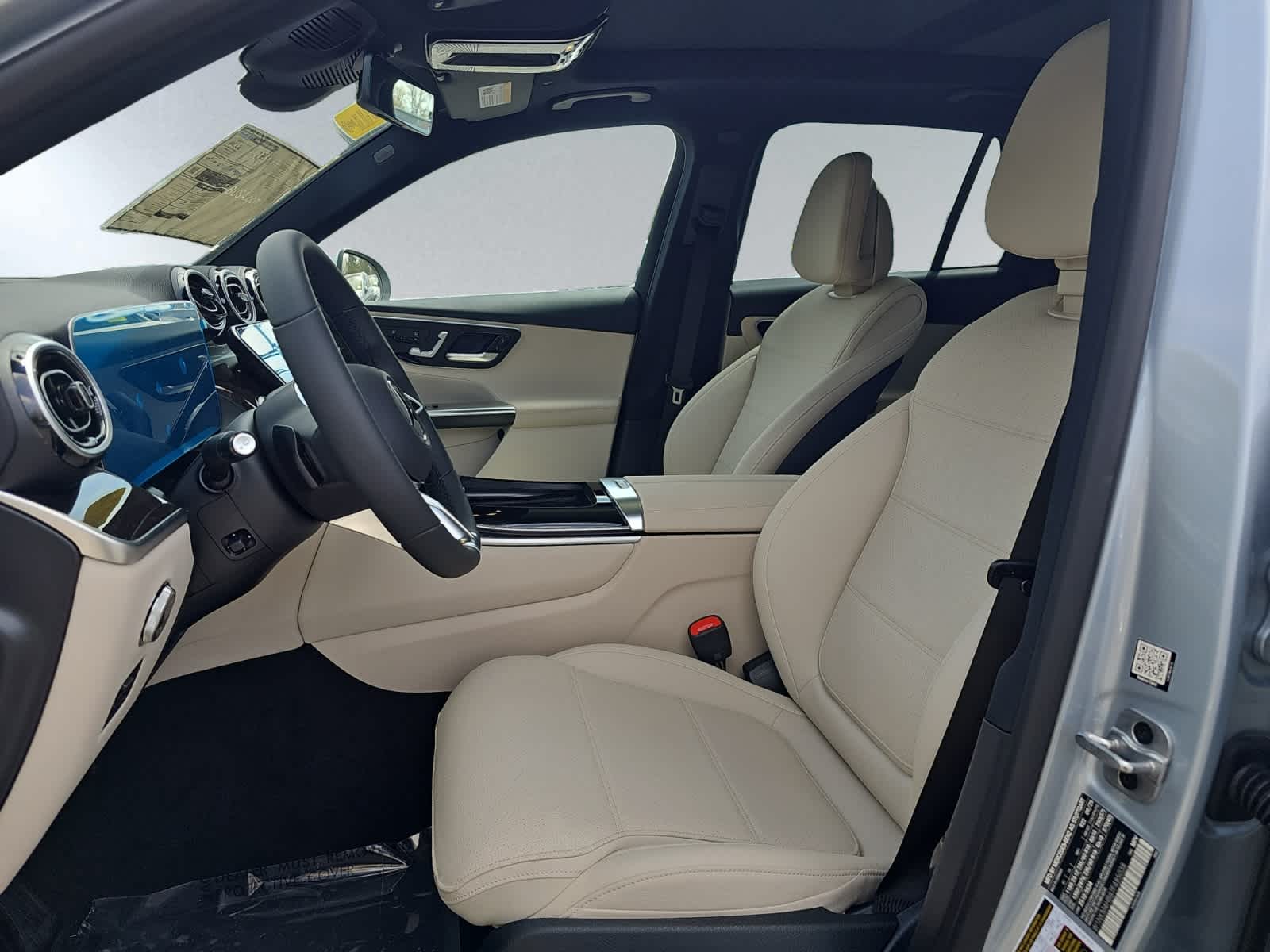 new 2026 Mercedes-Benz GLC 300 car