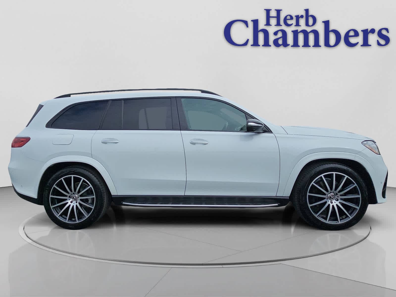 used 2025 Mercedes-Benz GLS 580 car, priced at $103,998