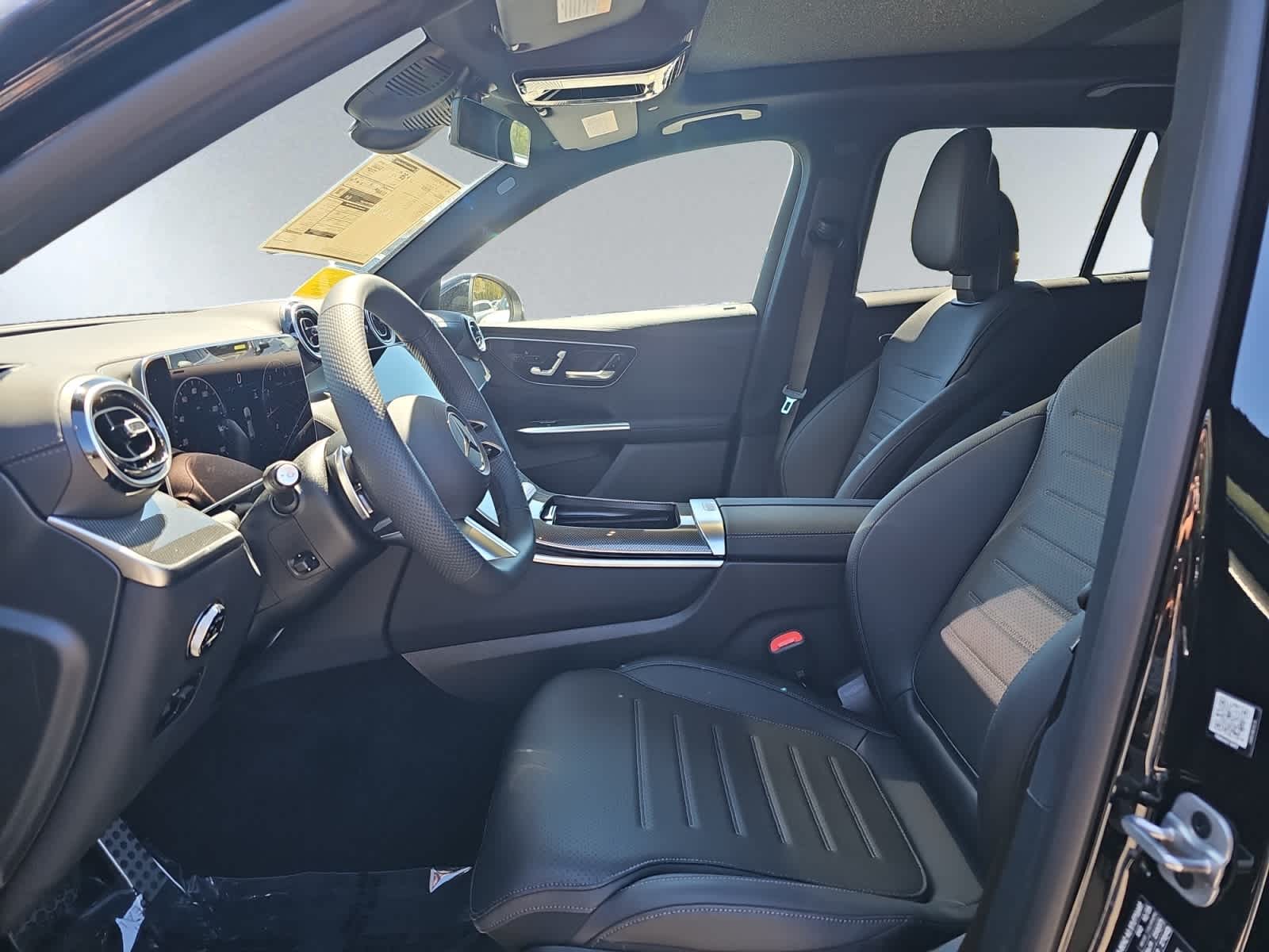 new 2026 Mercedes-Benz GLC 300 car