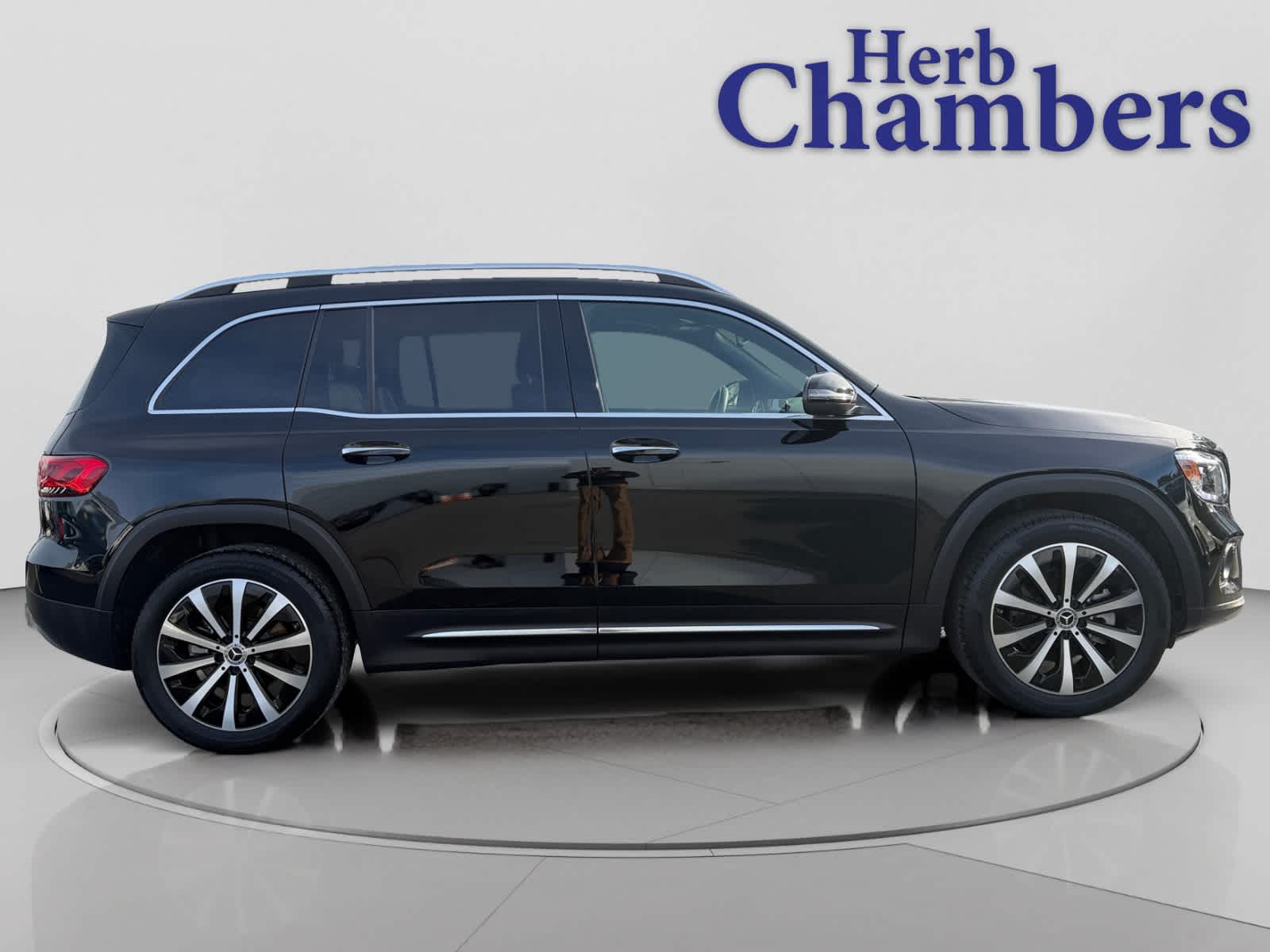 used 2021 Mercedes-Benz GLB 250 car, priced at $24,788