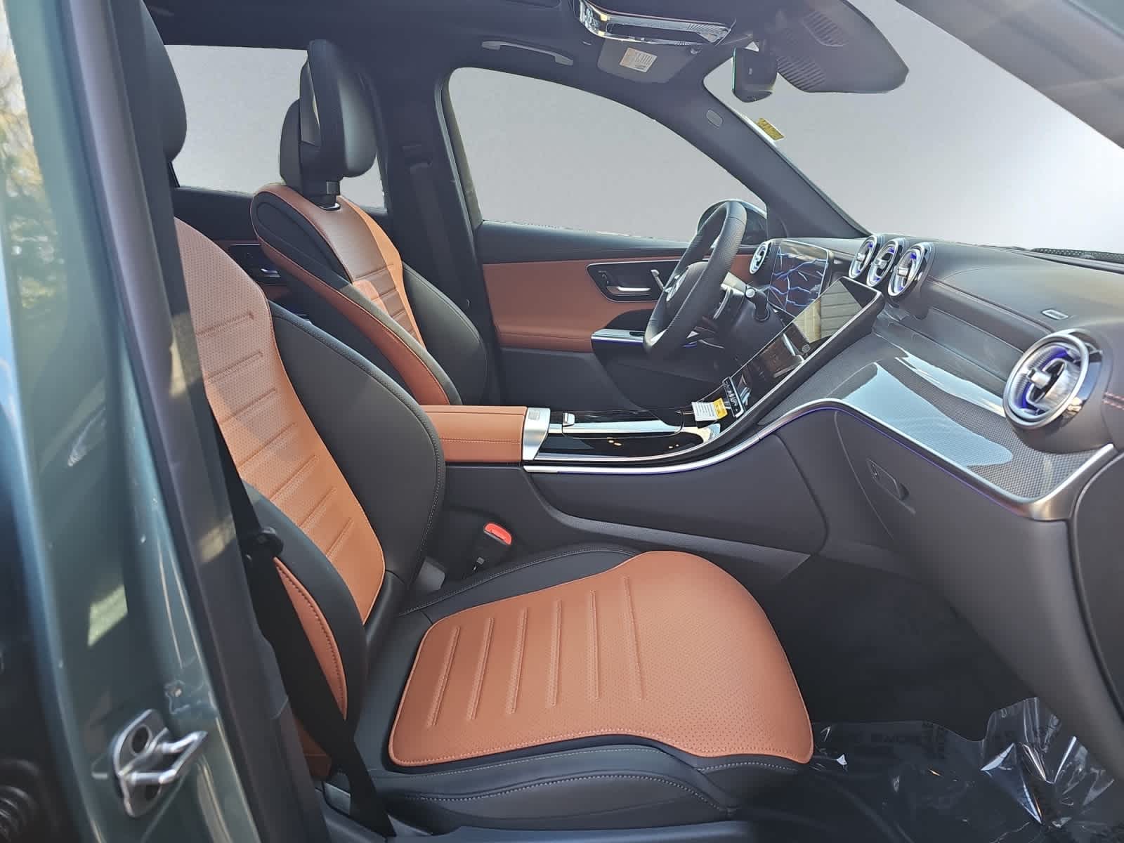 new 2026 Mercedes-Benz GLC 300 car