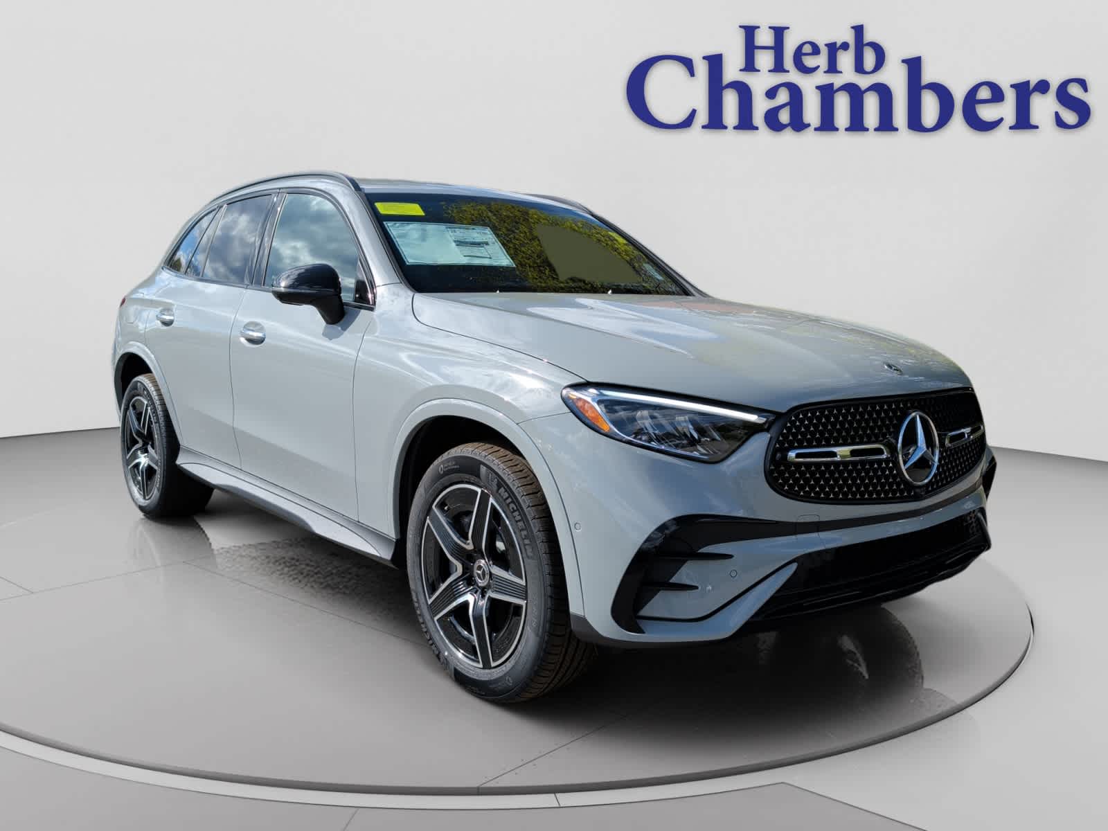 new 2026 Mercedes-Benz GLC 300 car