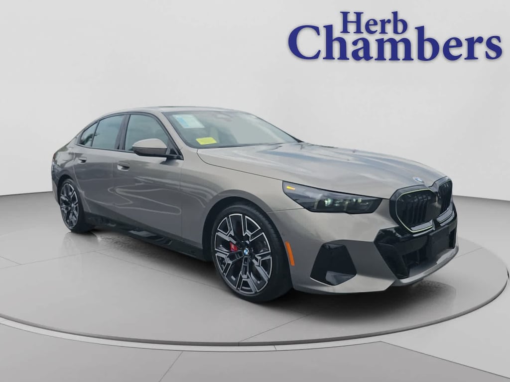 Used 2024 BMW 530i xDrive Sedan